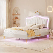 Letto imbottito per bambini 140x200 cm bianco con testiera a conchiglia, corona e LED