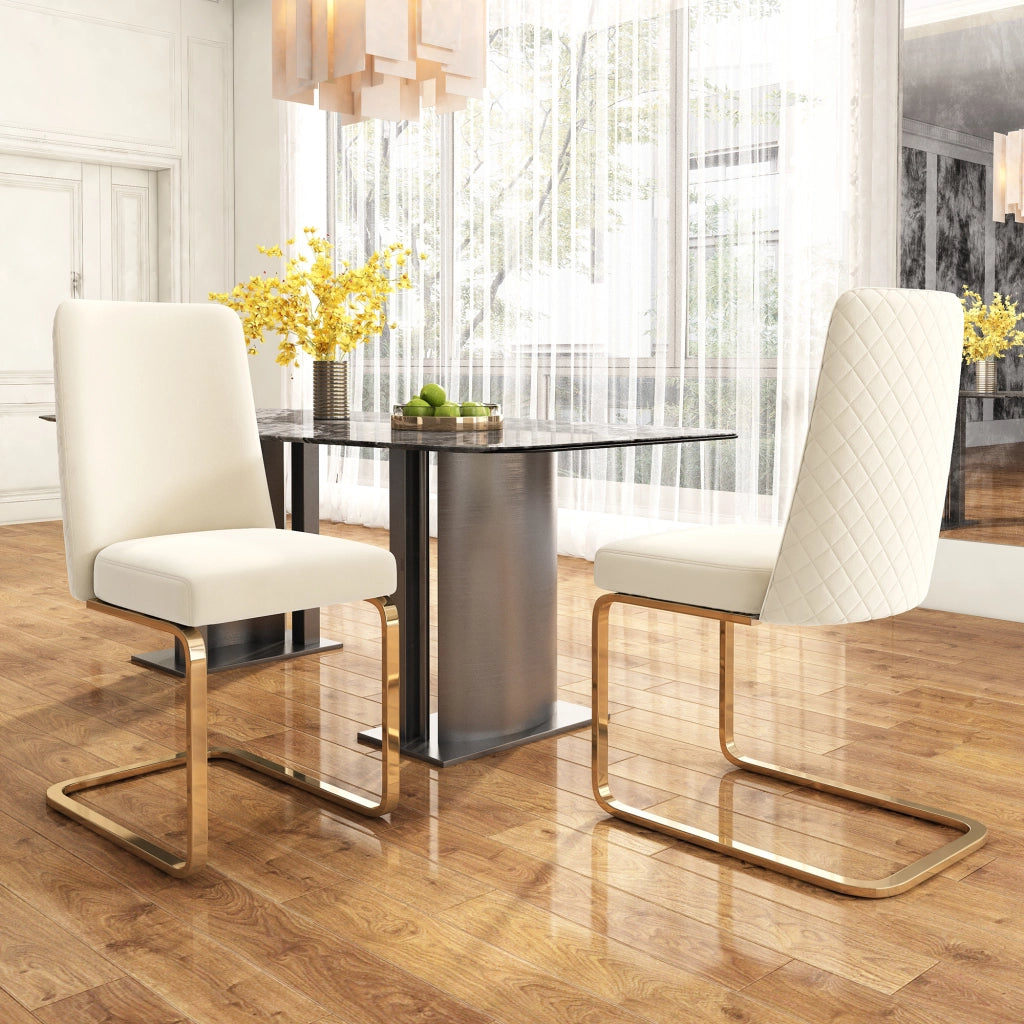 Set di 4 sedie da pranzo con schienale trapuntato e seduta imbottita in velluto beige con gambe in metallo
