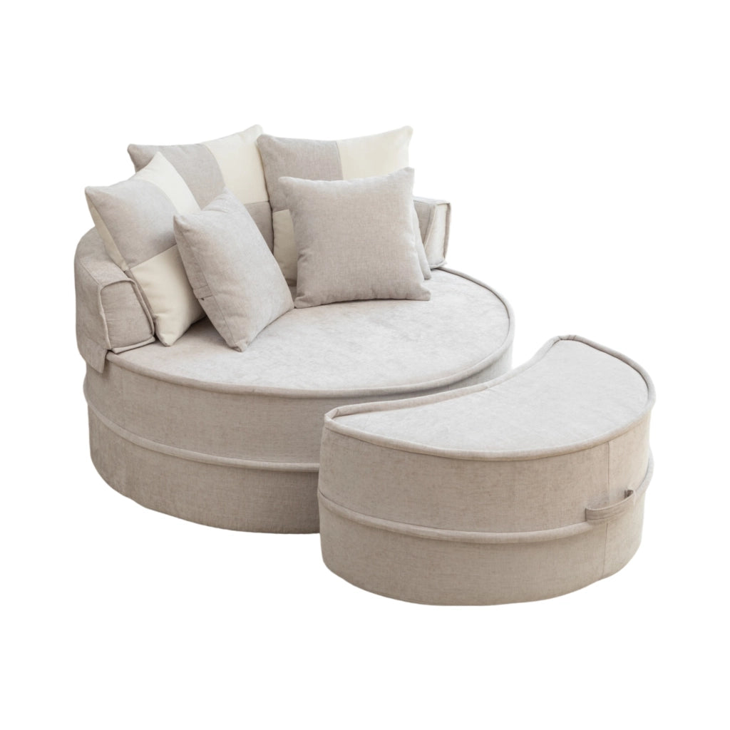Poltrona lounge rotonda moderna con pouf e 5 cuscini in ciniglia grigia