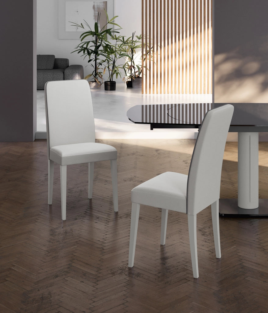 Sedia Anita in Similpelle Bianca e Grigia con Gambe in Legno di Faggio Laccato, Seduta Confortevole e Design - Ombrellificio