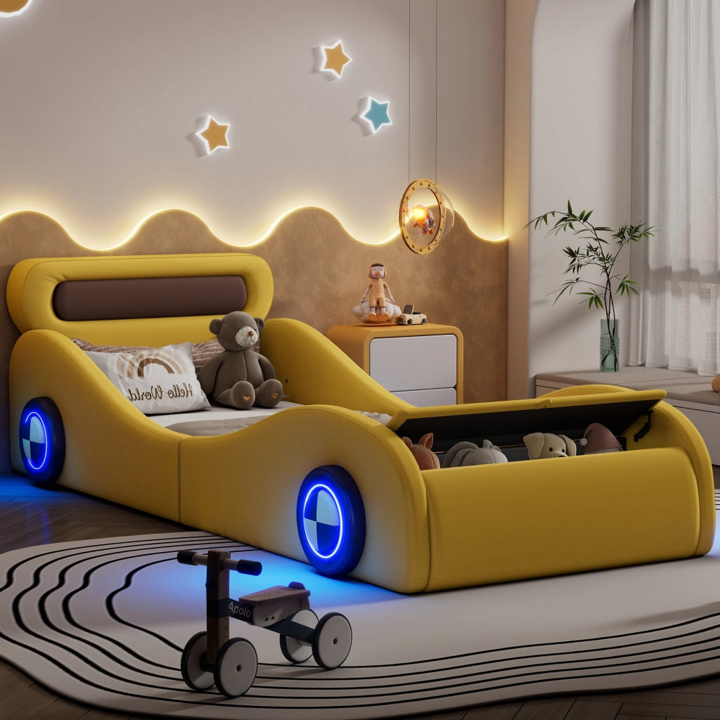 Letto imbottito a forma di auto 90×200 cm giallo con ruote luminose e vano portaoggetti