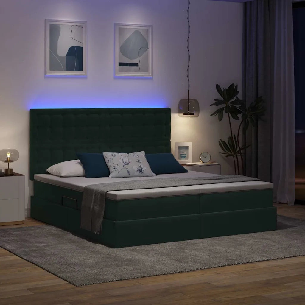 Letto con luci a strisce a LED Verde Scuro 180 x 200 cm Velluto
