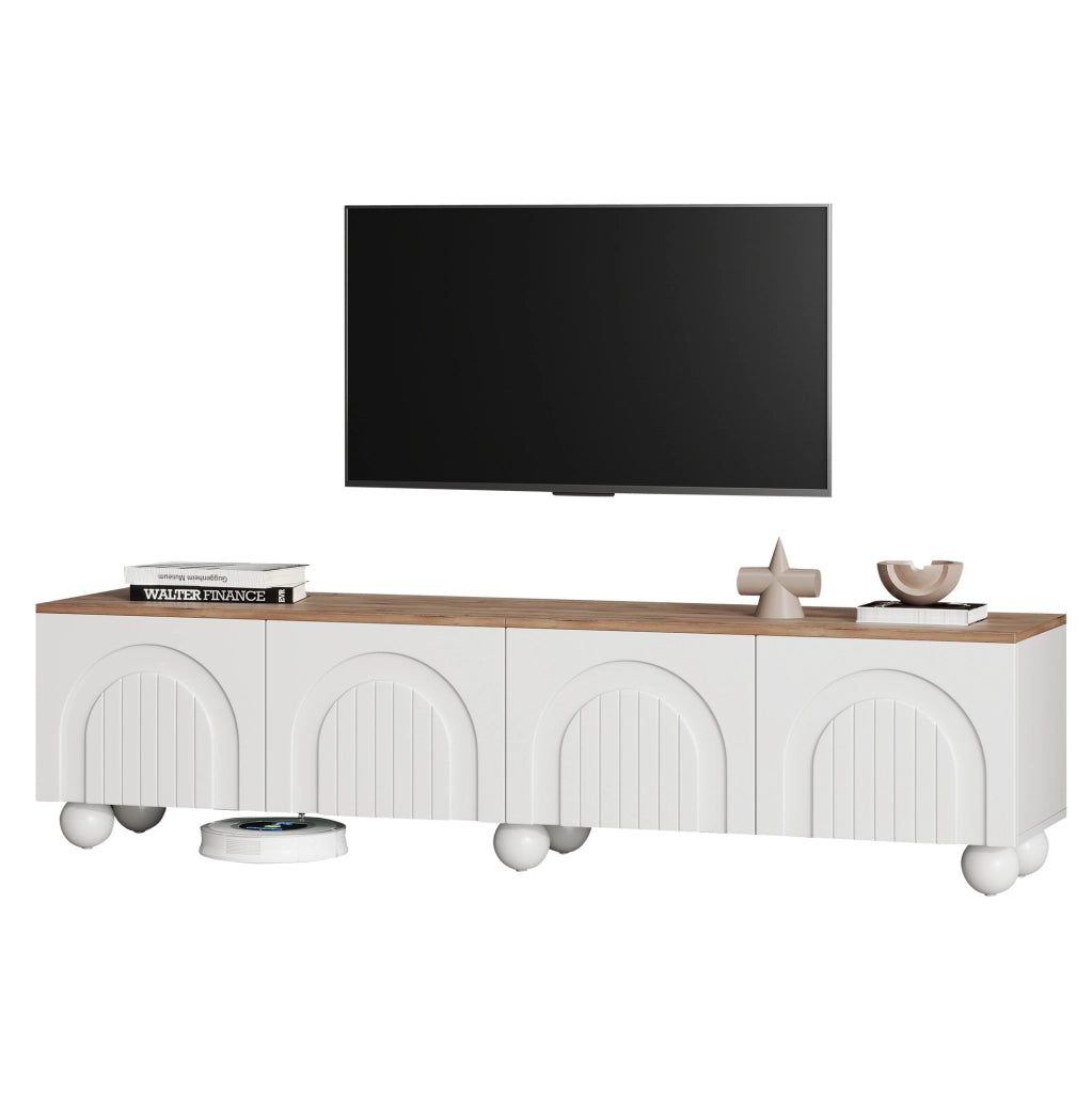 Mobile TV 180x40x45 cm con 4 ante, gambe metalliche a sfera, MDF bianco e legno, supporto per TV fino a 80 pollici