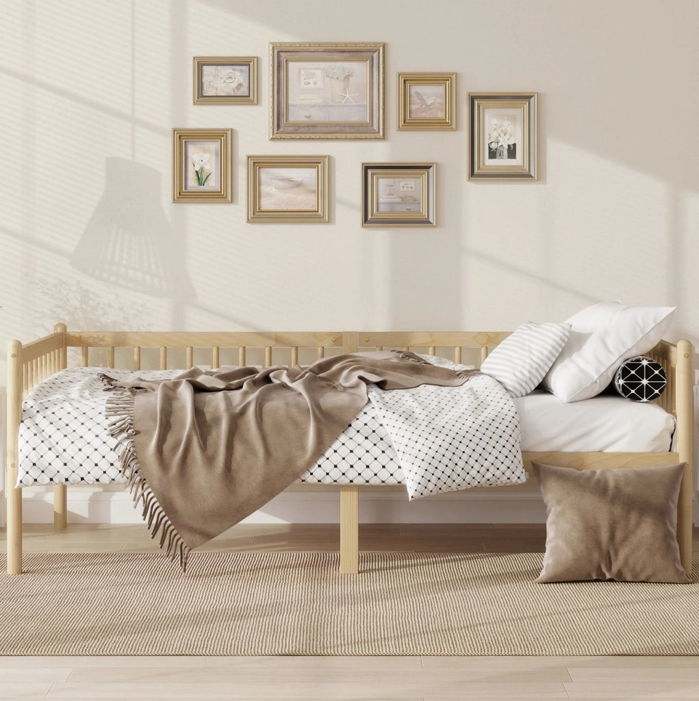 Letto da giorno 90x200 cm con sponde a tre lati; in legno di pino naturale