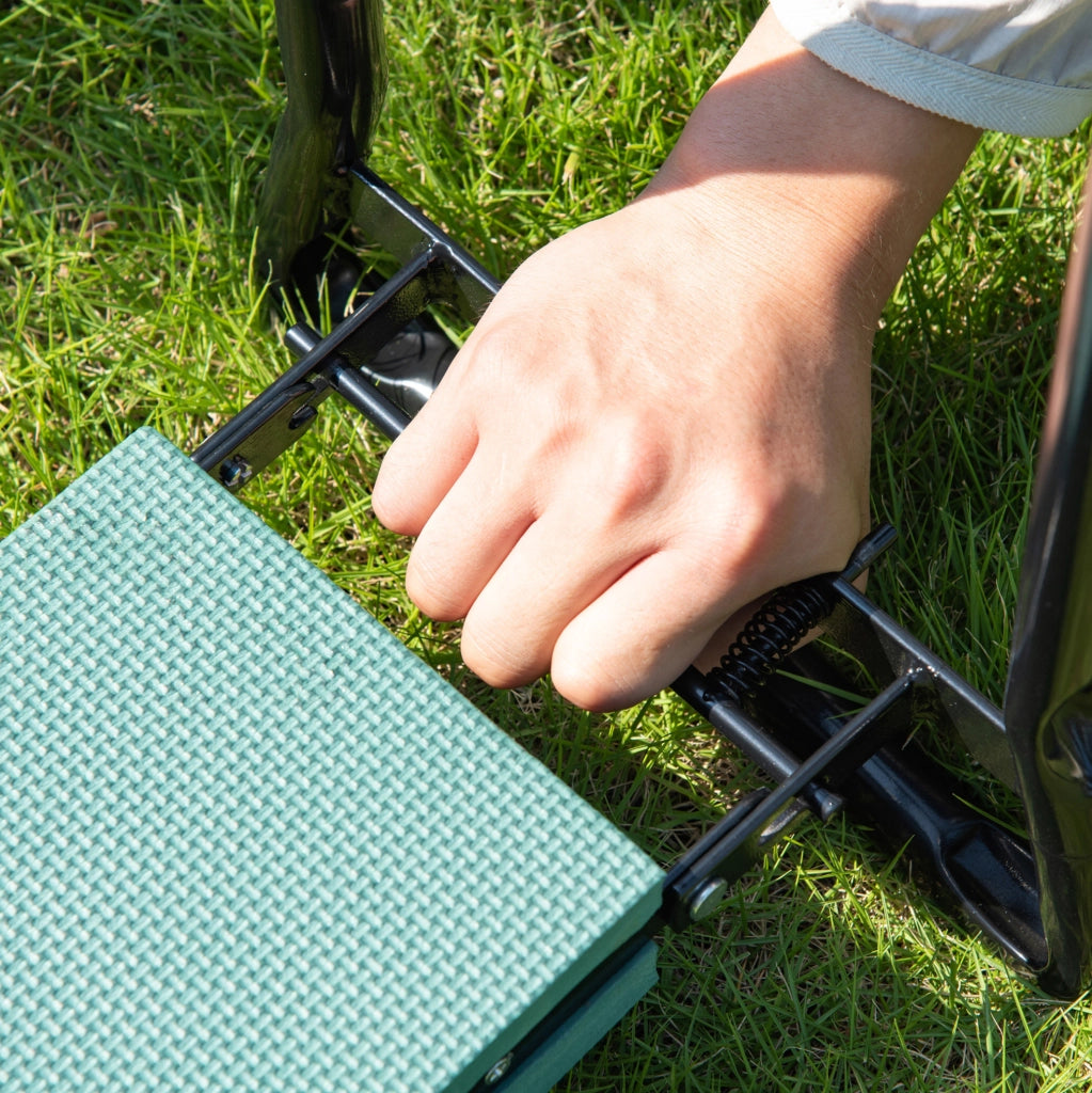 Panca inginocchiatoio da giardino ULEVR pieghevole in acciaio e schiuma EVA, 58x28x49 cm, nera, portata 150 kg