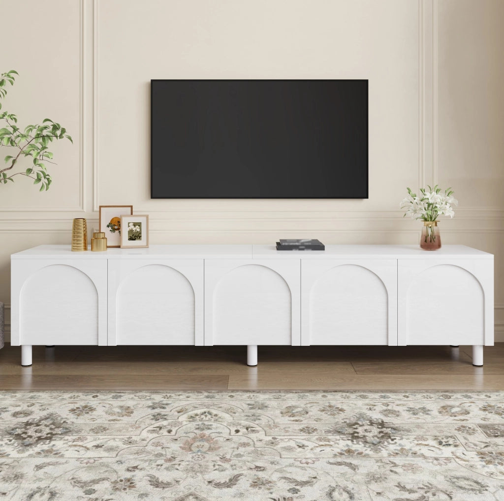 Mobile TV 180x38x45 cm con 5 ante e passacavi; gambe in metallo; in PB e MDF; bianco