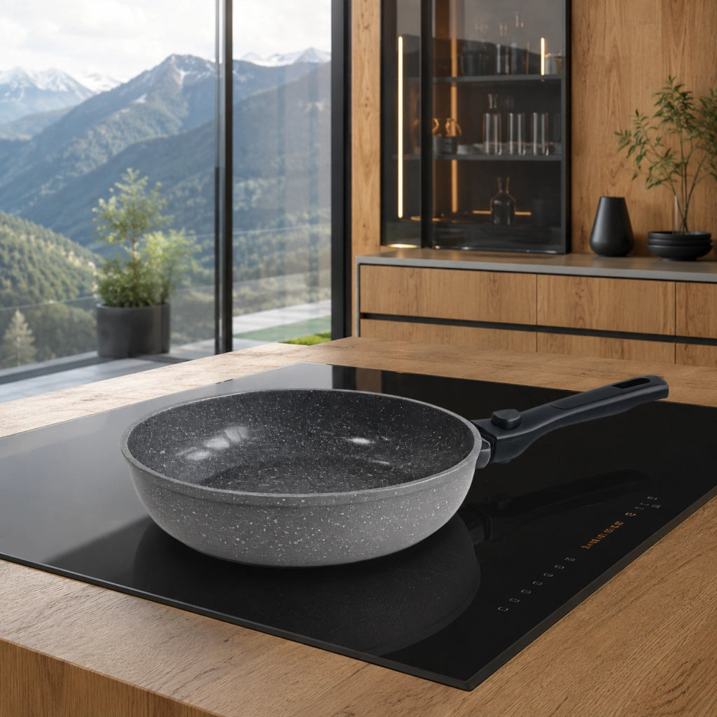 Padella Ceramica Ø 28 cm Manico Removibile - Linea Pietra Viva - Antiaderente PFAS Free - Alluminio Forgiato - Induzione e Forno - GMD Italy