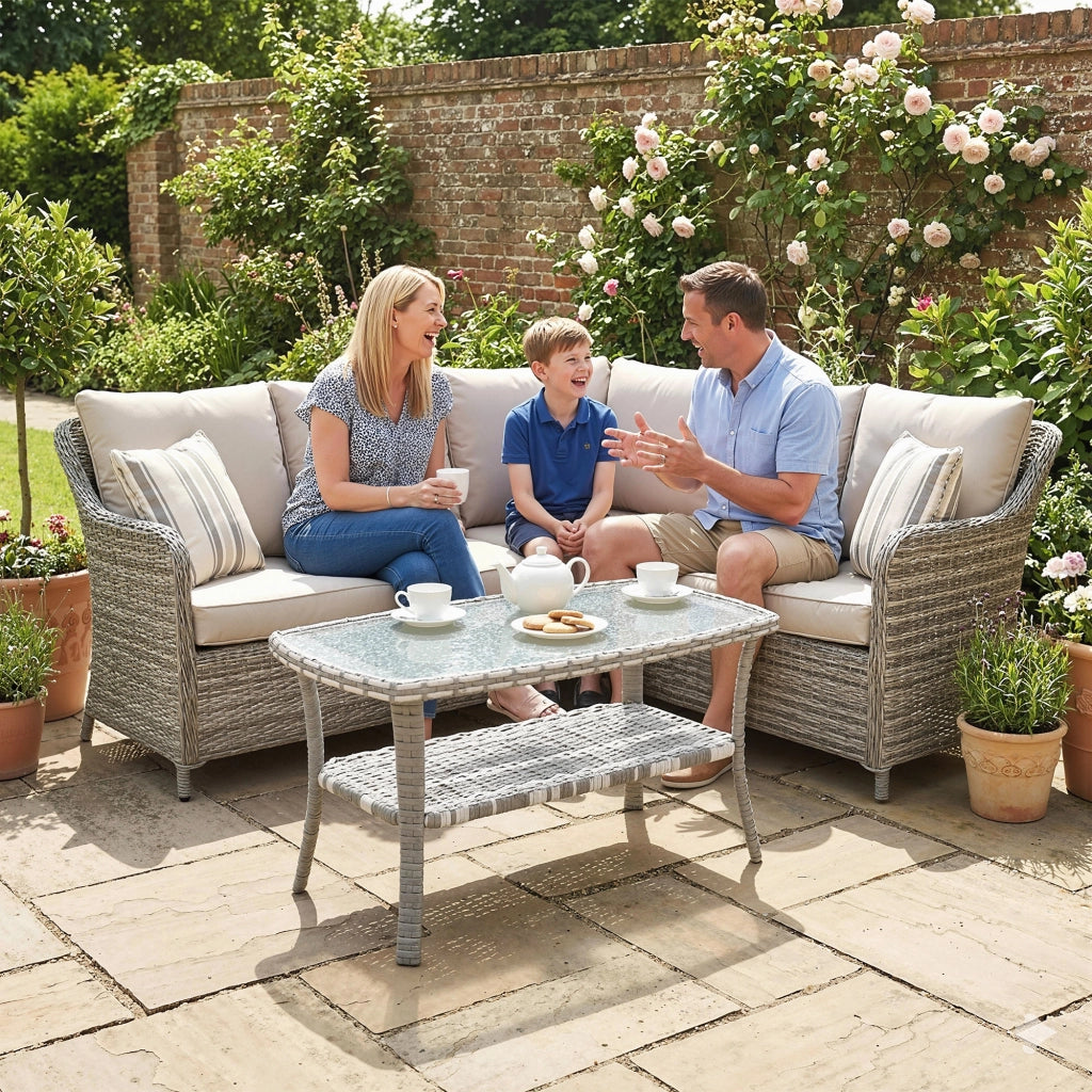 Tavolino da Giardino Rettangolare in Rattan con Ripiano ¨C Xylo ¨C Vetro Temperato Grigio Antracite 90x50x45cm