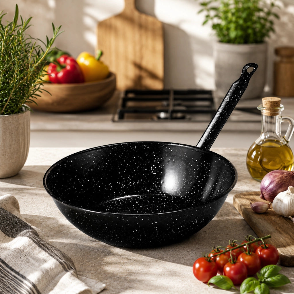 Padella Fonda Smaltata per Fritture,Wok, Cucina al Salto , Nera con Manico, Compatibile con Induzione, Gas, Cucina 24 cm