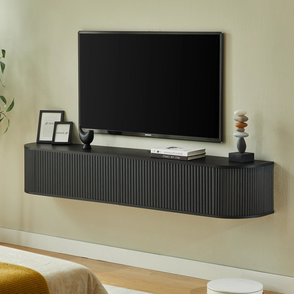 Mobile TV sospeso a parete con ante scanalate; passacavi e chiusura ammortizzata nero 180 × 32 × 30 cm
