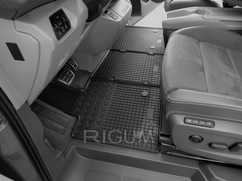 RIGUM905632 , Volkswagen Transporter T7 Multivan 2 posti dal 2022-