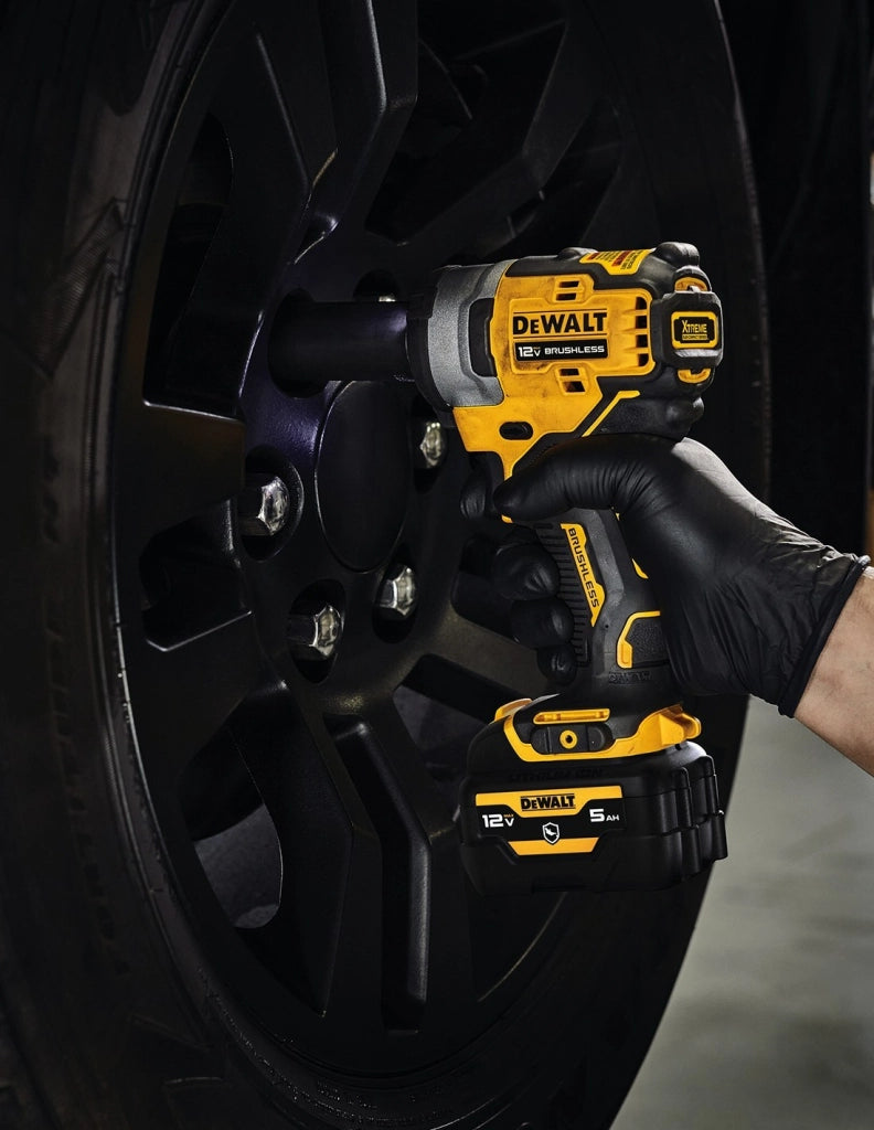 Avvitatore ad Impulsi DeWALT DCF901N (Solo corpo)