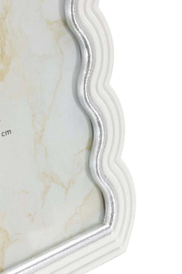 Cornice Curty 25,2x1,7x30,3 cm in Resina e Vetro Bianco e Argento
