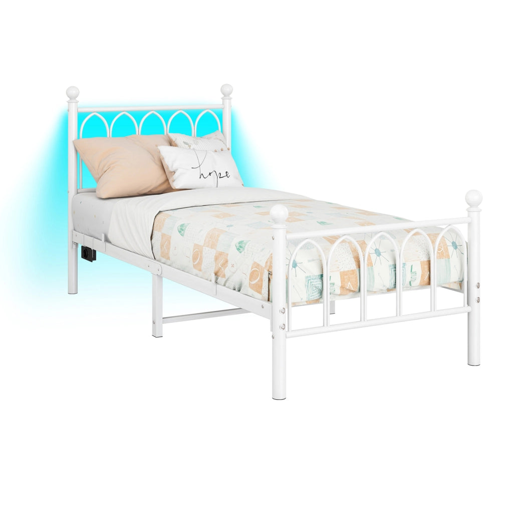 Letto in metallo 90x200 cm con LED; USB e presa; ferro bianco