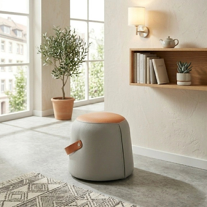 Pouf in pu con maniglia in pu e seduta imbottita, struttura compatta e facile da spostare, grigio e arancione