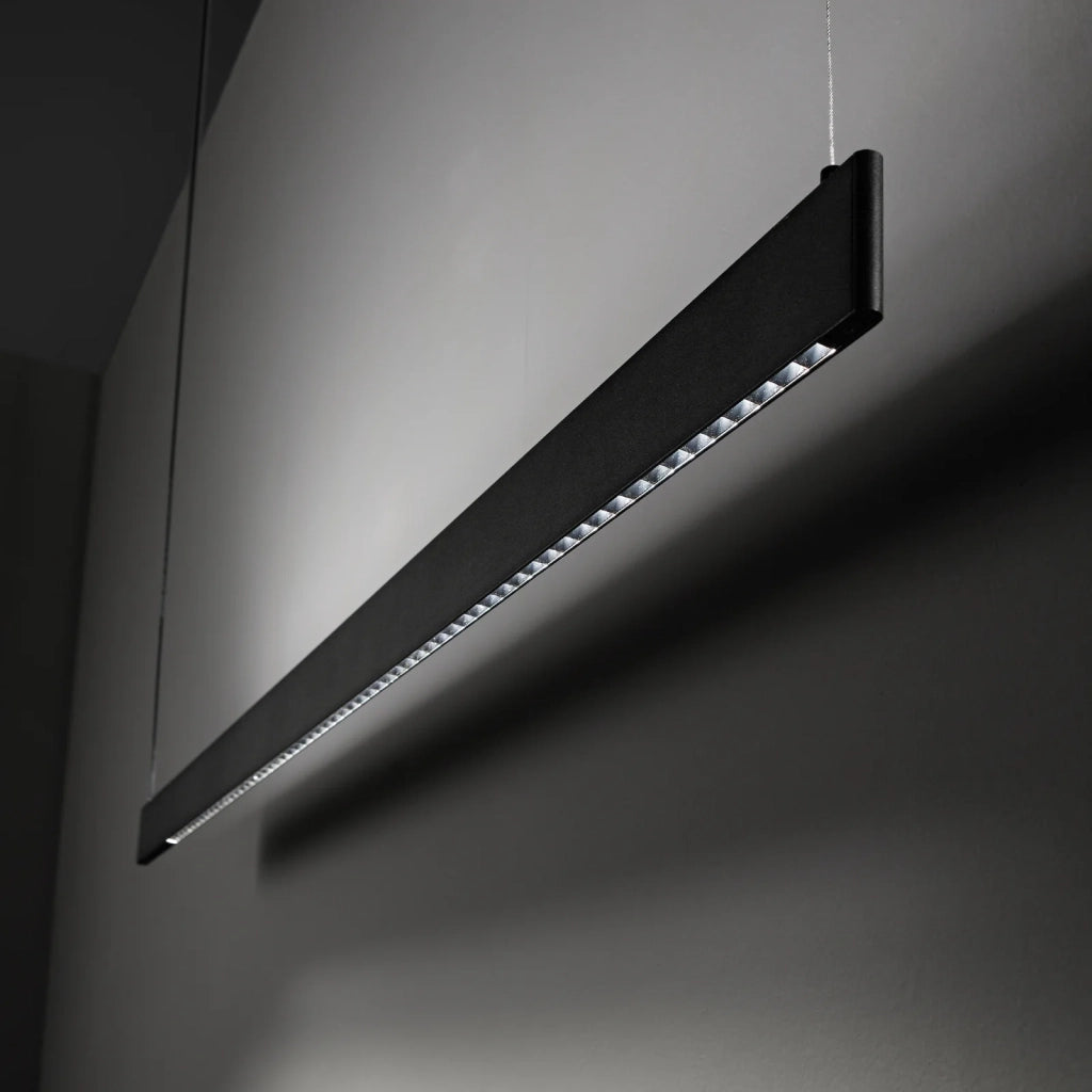 Lampada Steel luce LED 35W calda 3000K finitura nera Ideal Lux