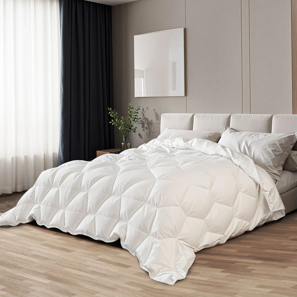 Piumino Estivo 200 x 220 cm da 150 gr | Morbida Imbottitura in Ovatta Soft | Piumone Trapuntato in Microfibra Anallergica Bianca | Piumino Letto Una Piazza e Mezza