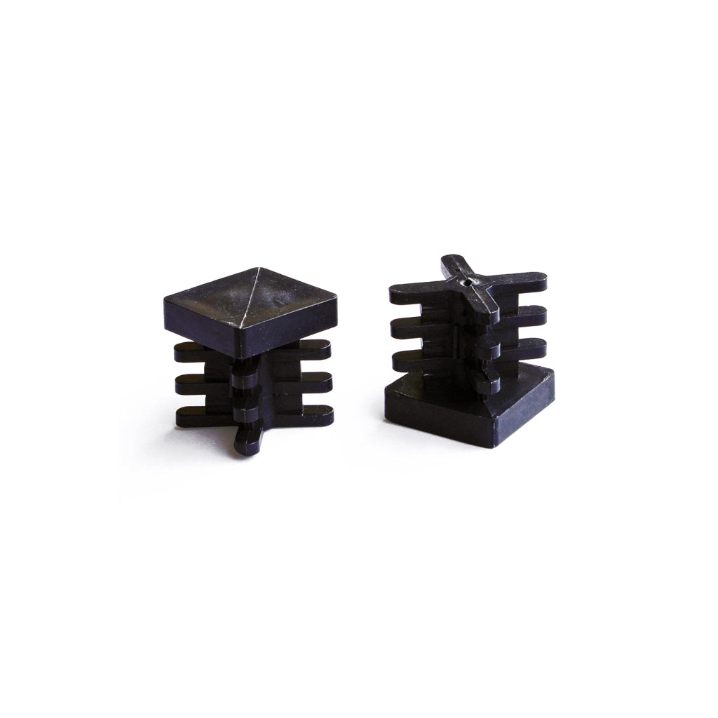 Puntali interni alettati quadri neri 15 x 15 mm. 8 pz.