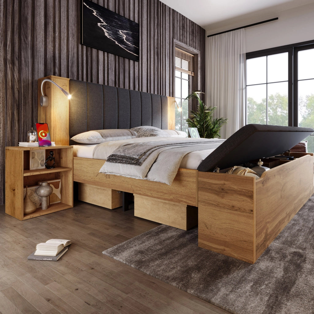 Letto matrimoniale 160x200 cm in legno con testiera reclinabile in lino, comodini, panca contenitore e lampade da lettura USB, colore rovere