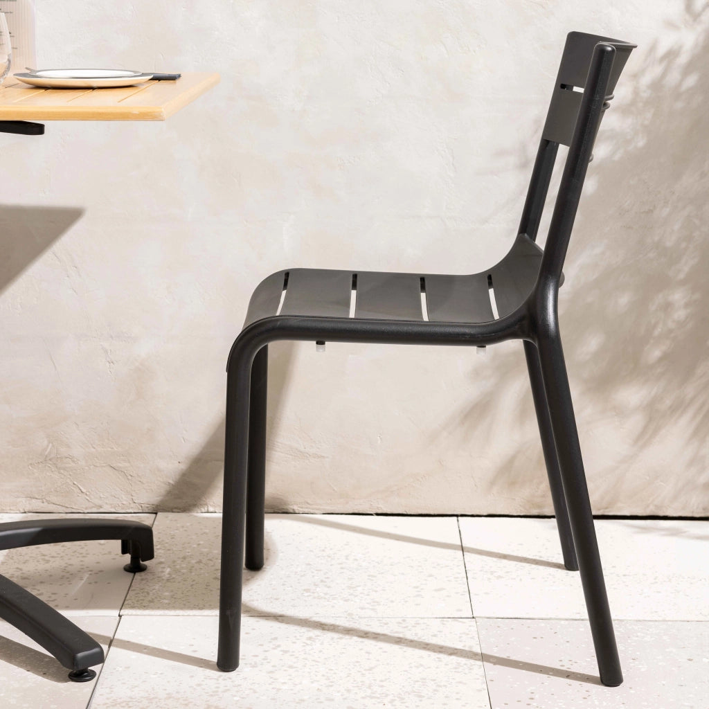 Oviala - Sedia da giardino in plastica nera