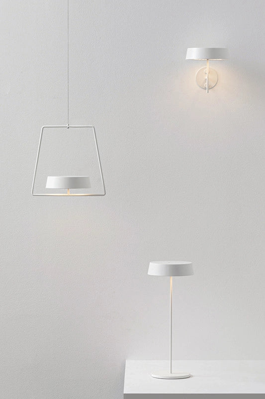 Inemuri Lampada da Tavolo Portatile Bianca LED 2,2W 2700K IP54, Ricaricabile USB, Dimmer Touch Integrato - Rossini Illuminazione
