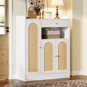 Scarpiera in MDF e truciolare con 3 ante in rattan; ripiani regolabili; 1 cassetto e piedini antiribaltamento; bianco e naturale; 90 × 35 × 110 cm