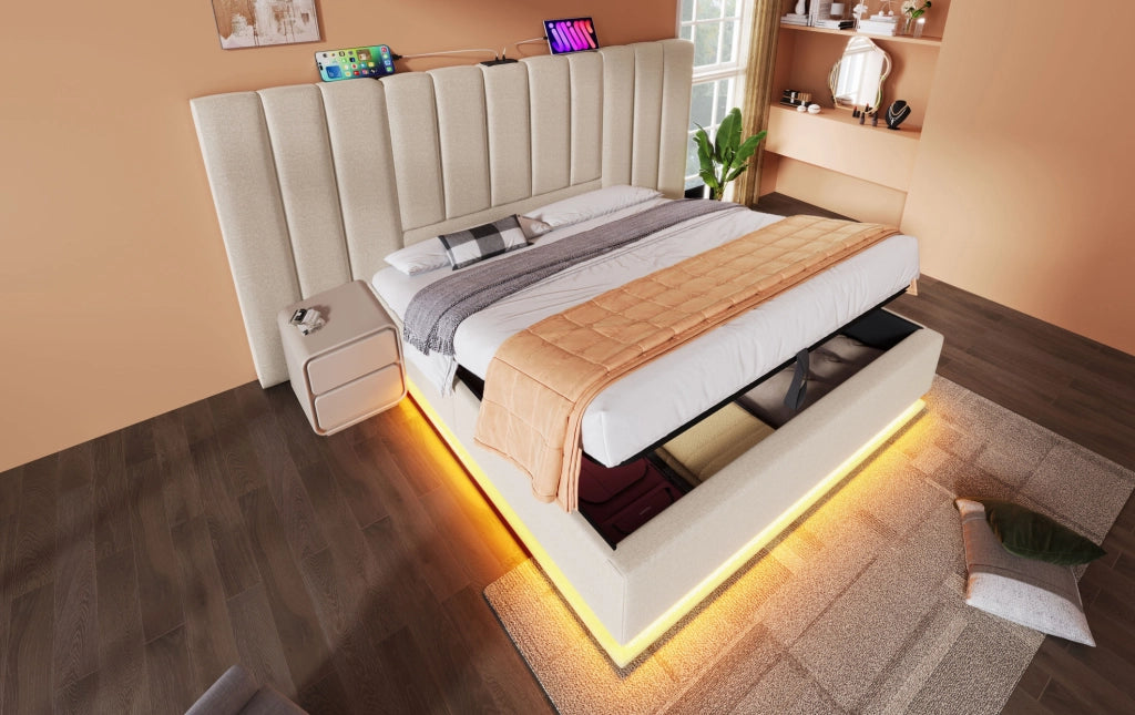 Letto Polster beige 180×200 cm con contenitore idraulico, illuminazione LED e ricarica USB-C, struttura con rete a doghe senza materasso