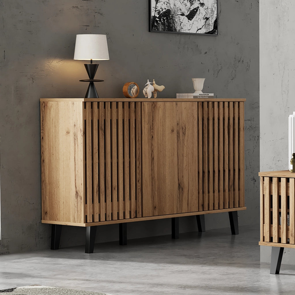 Credenza a 3 ante con 6 vani aperti e chiusi in truciolare effetto legno, colore naturale, 150 × 40 × 95 cm