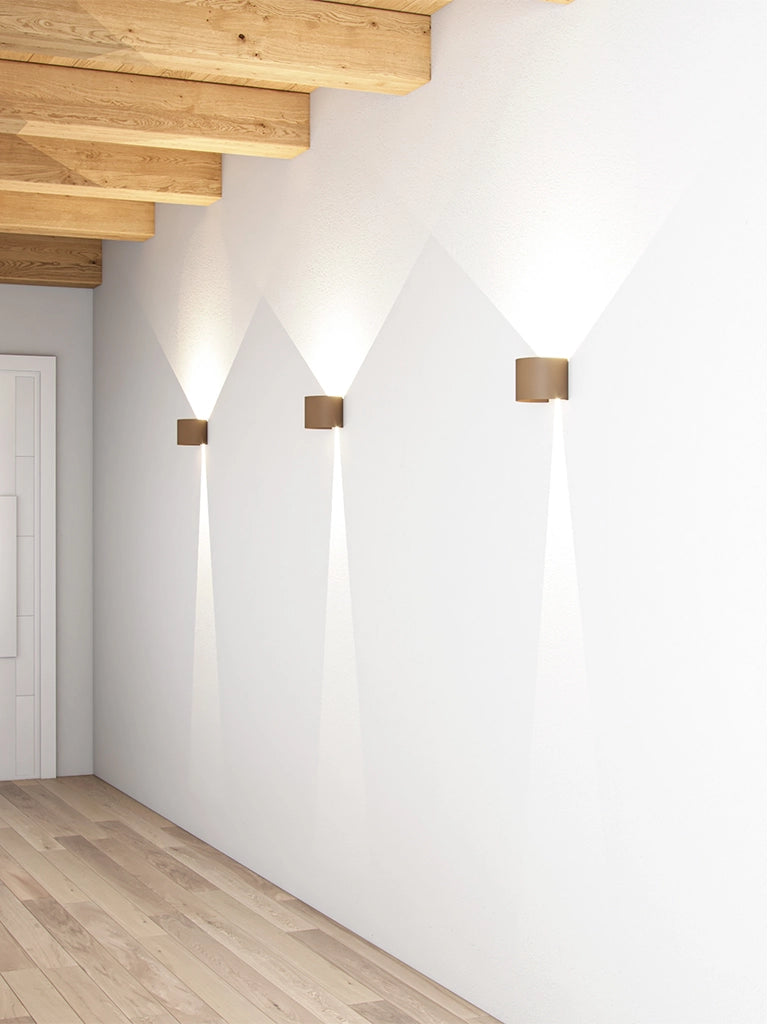 Lek SQ Wall - Applique a LED Quadrata 6,8W Fascio Regolabile 0-120° 2700K Nero Opaco IP54 per Interni ed Esterni - Beneito & Faure