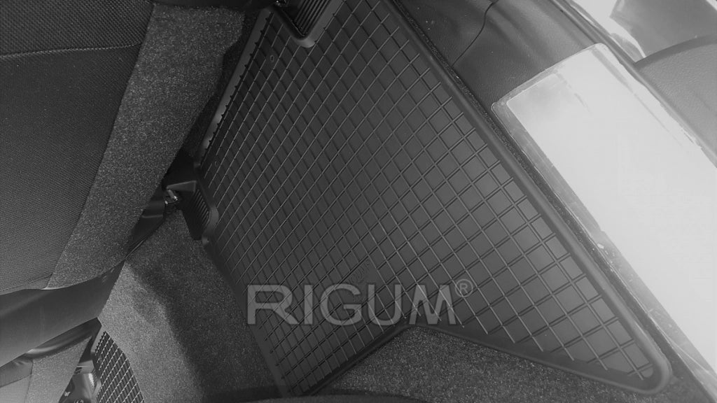 RIGUM903904 , Toyota Hilux Double Cab dal 2016-, Toyota Hilux Double Cab MHEV 16-