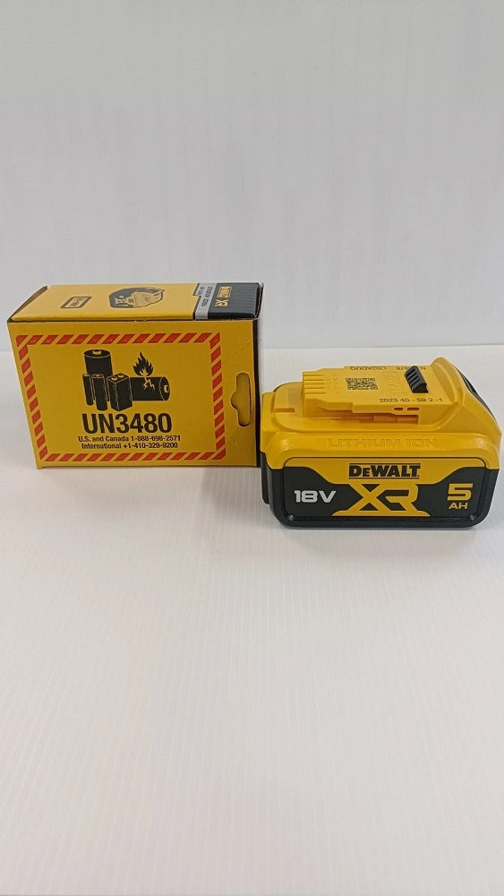 DeWalt  2 Batterie agli ioni di litio XR da 5,0 Ah, 18 V con caricatore caricabatteria DCB115 DCB184