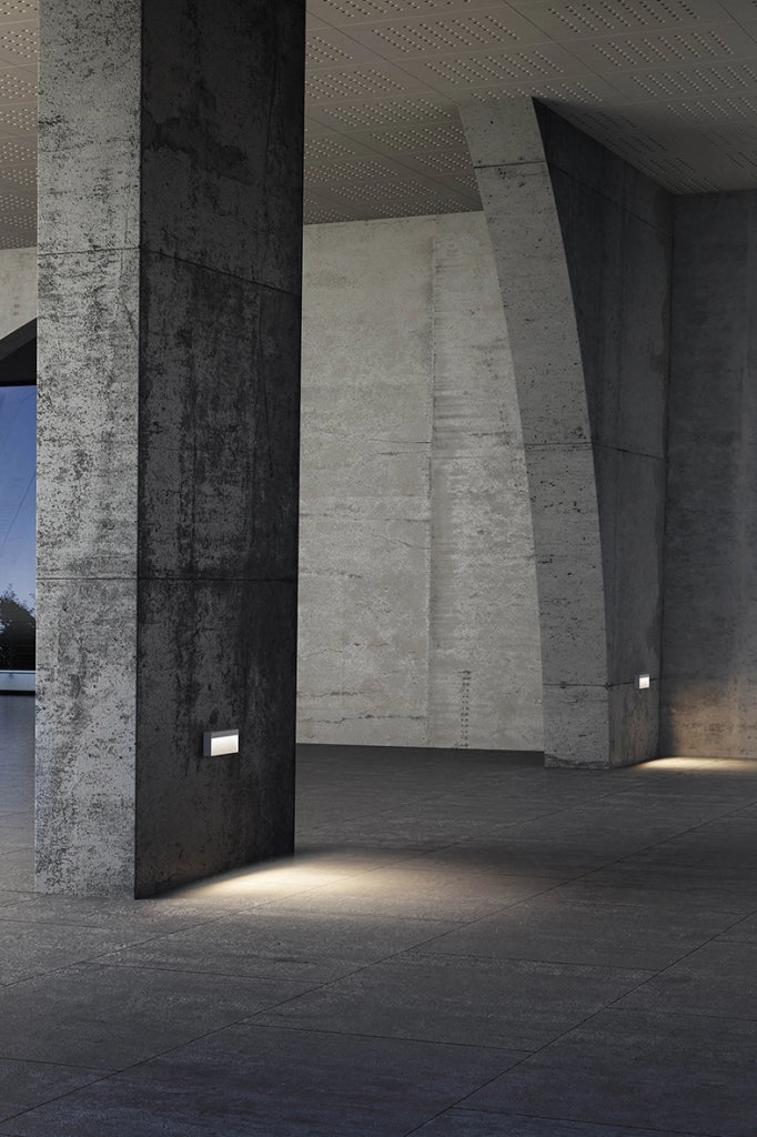 Applique KIKI a LED 8W 3000K IP65 - Struttura in Alluminio Antracite per Esterni, Segnapasso a Parete 50° Angolo Luce - Rossini Group