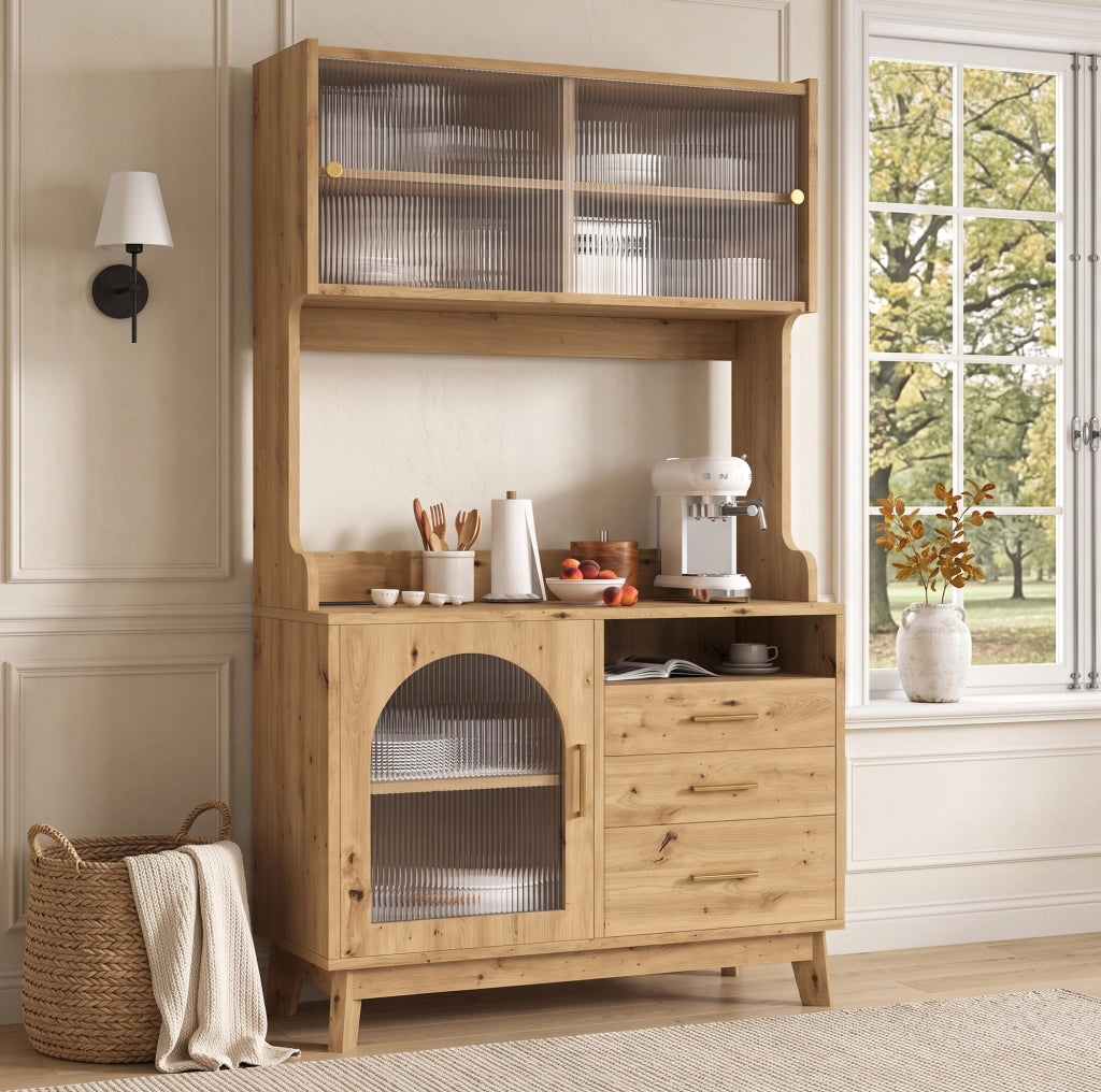 Credenza alta con frontale in acrilico e prese integrate