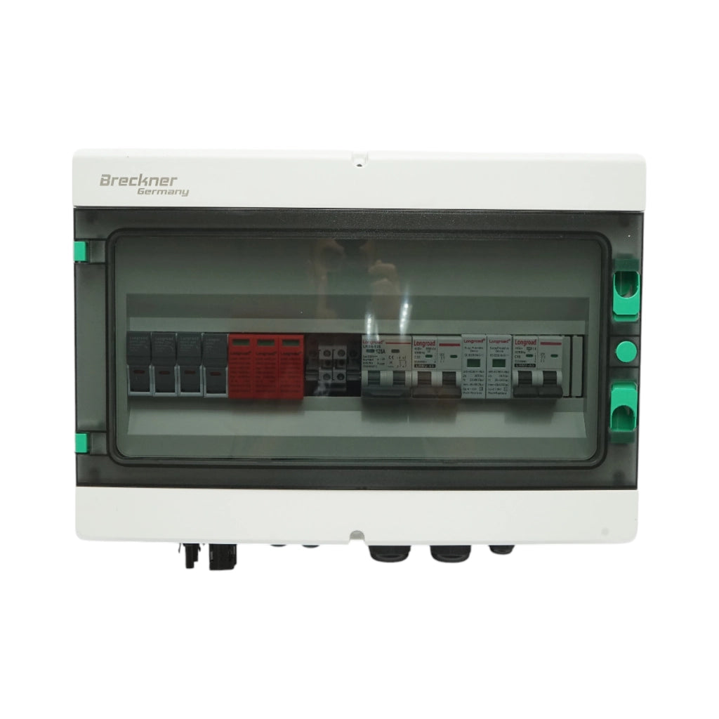 Quadro di protezione DC/AC equipaggiato per sistemi fotovoltaici da 3–5 kW, con protezione per batterie da 125 Ah, per inverter ON/OFF Grid prosumer.