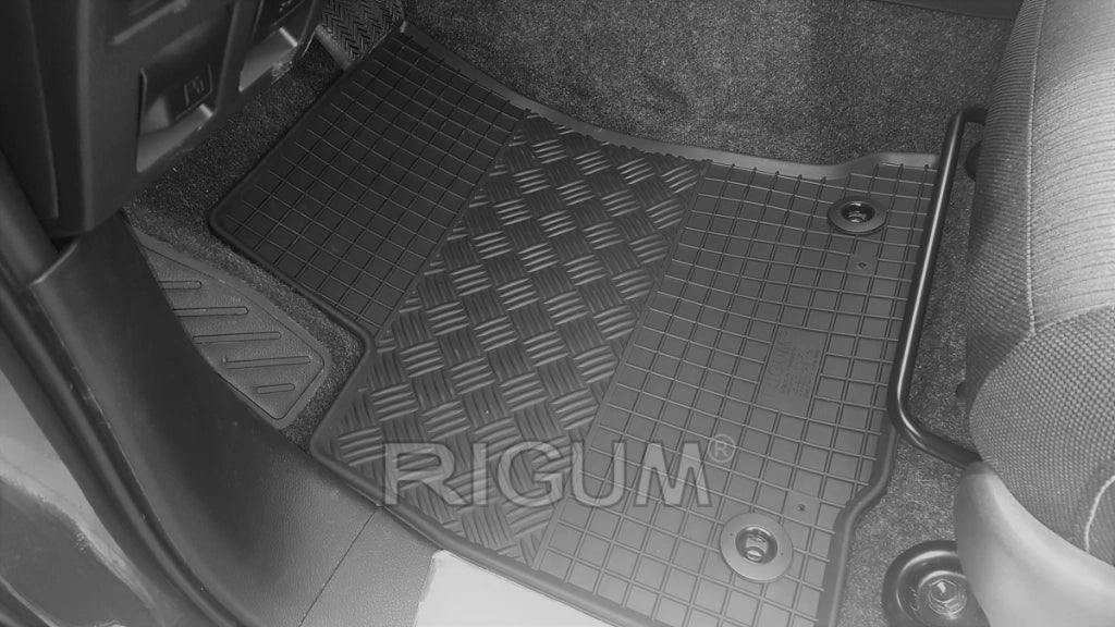 RIGUM903904 , Toyota Hilux Double Cab dal 2016-, Toyota Hilux Double Cab MHEV 16-