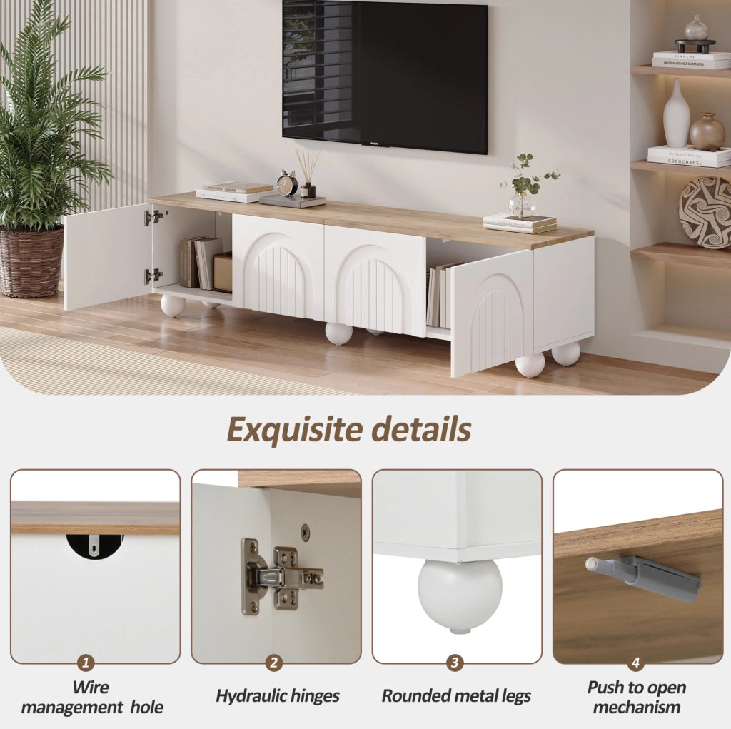 Mobile TV 180x40x45 cm con 4 ante, gambe metalliche a sfera, MDF bianco e legno, supporto per TV fino a 80 pollici