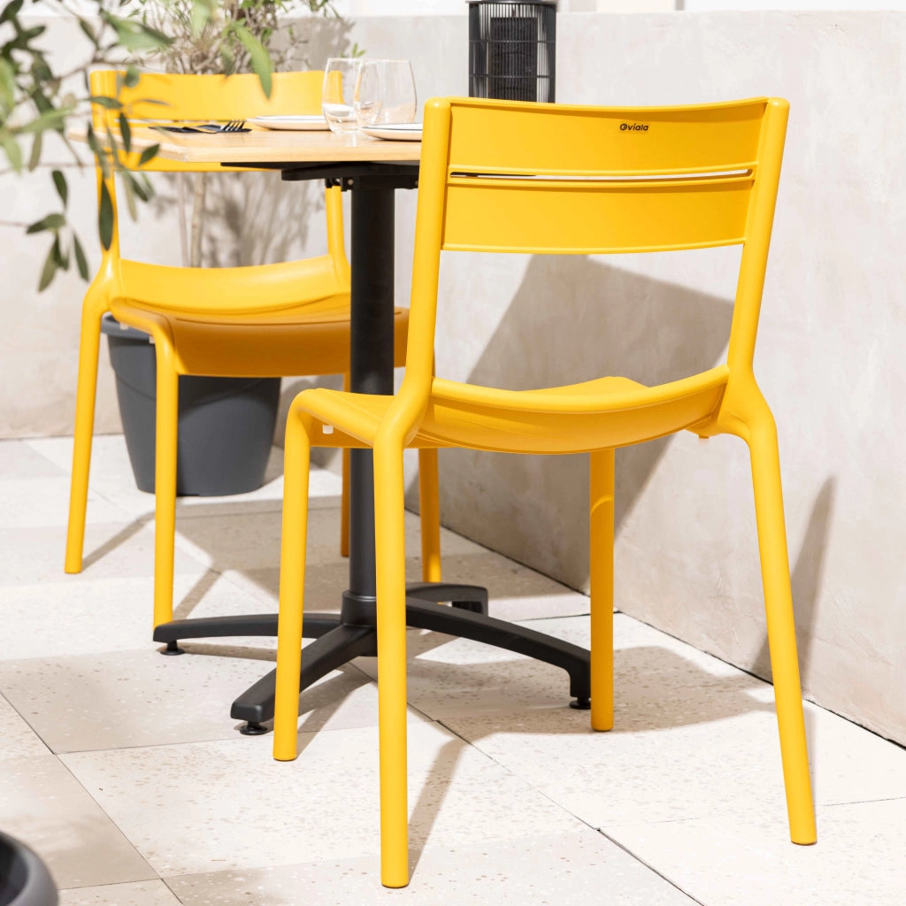 Oviala - Sedia da giardino in plastica giallo chiaro