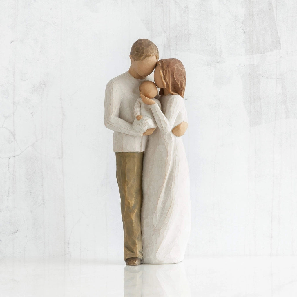 "Il Nostro Regalo", scultura in resina, dipinta a mano, 21,5 cm
