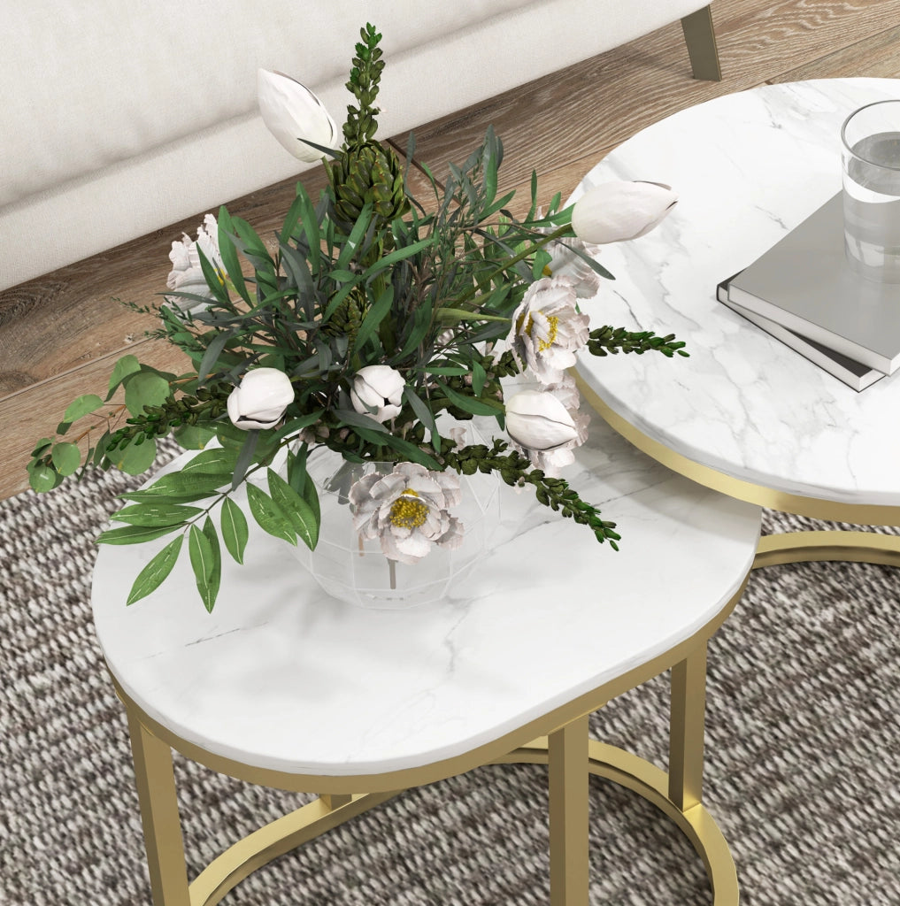 Set di 2 Tavolini da Caffè， Rotondo Ø50 x 50，5 cm e Ovale 60 x 36 x 43，5 cm， in MDF Bianco， con Struttura Impilabile