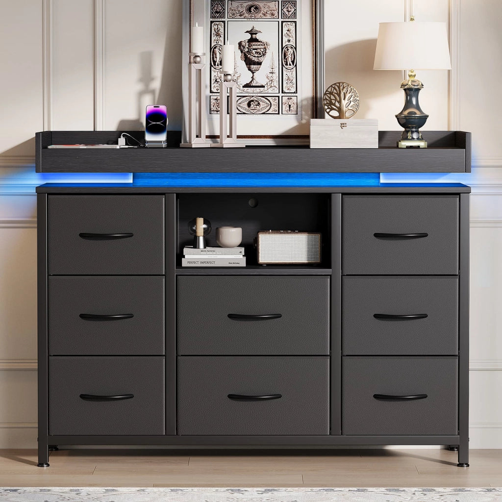 Cassettiera a 8 Cassetti con LED e Porte USB; Mobile con Cassetti in Tessuto; 108x30x82 cm; Armadio per Riporre Abiti per Camera da Letto e Soggiorno