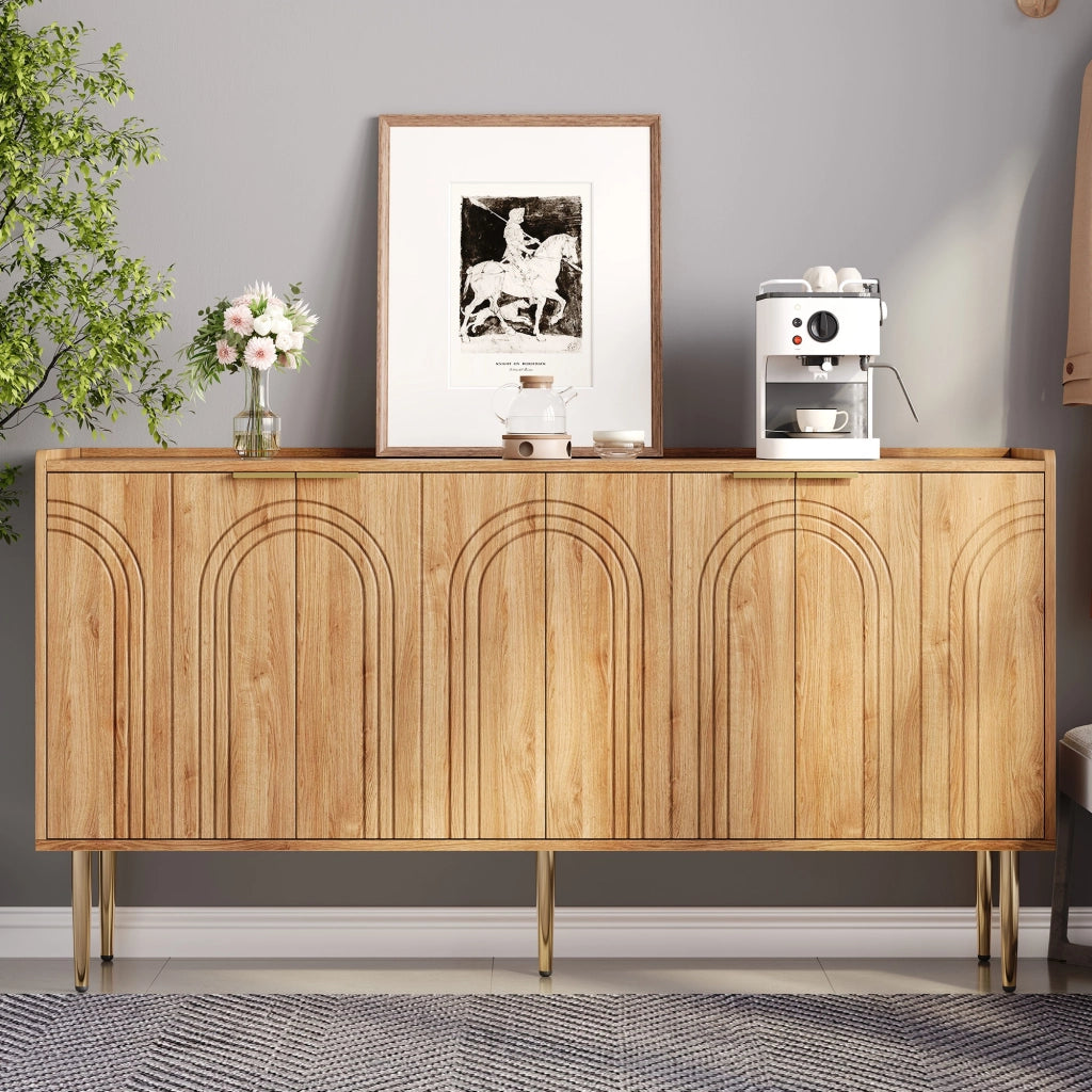 Madia a 4 ante con ripiani regolabili in MDF naturale e gambe in ferro dorato per soggiorno 140 × 38 × 75 cm