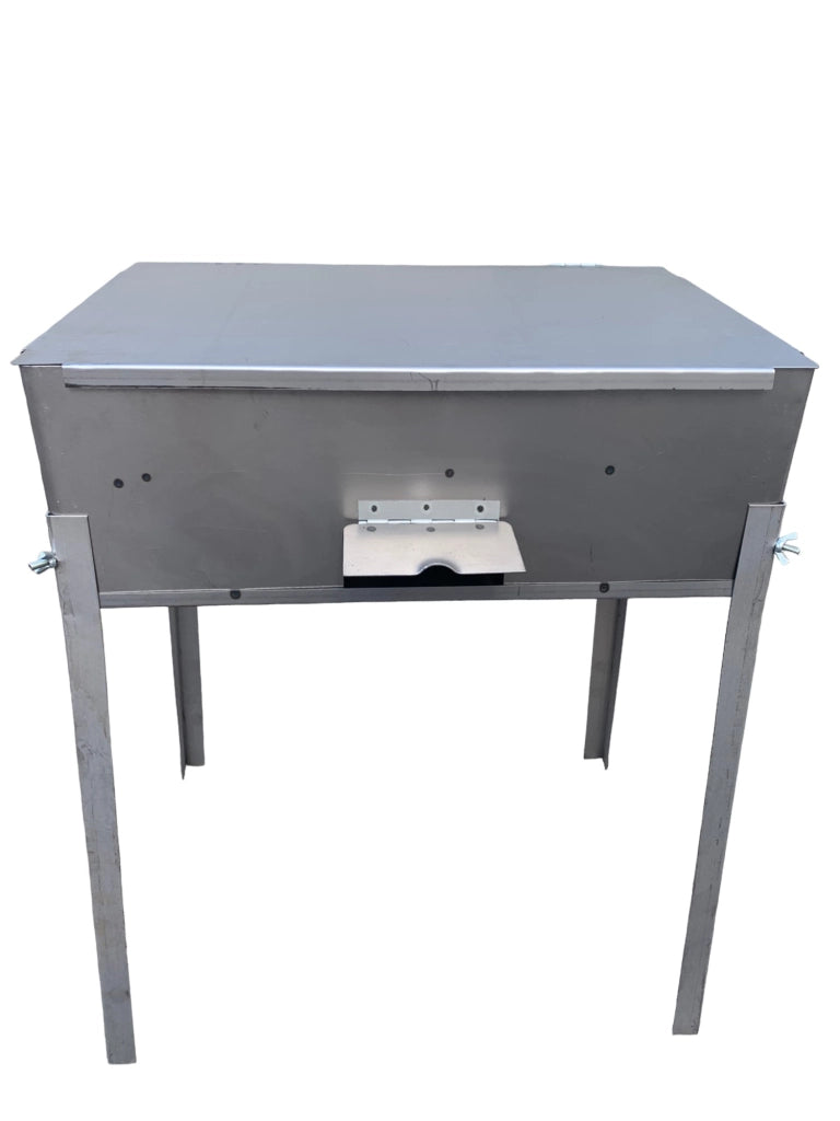 Barbecue da esterno con coperchio richiudibile in ferro, piedi estraibili, per carbone o legna, ideale per campeggio, picnic, grigliate 50x35 cm