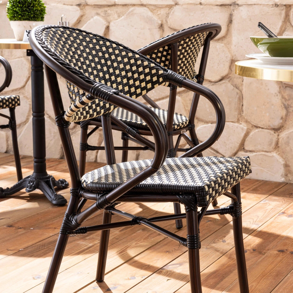 Oviala - Poltrona in alluminio nero