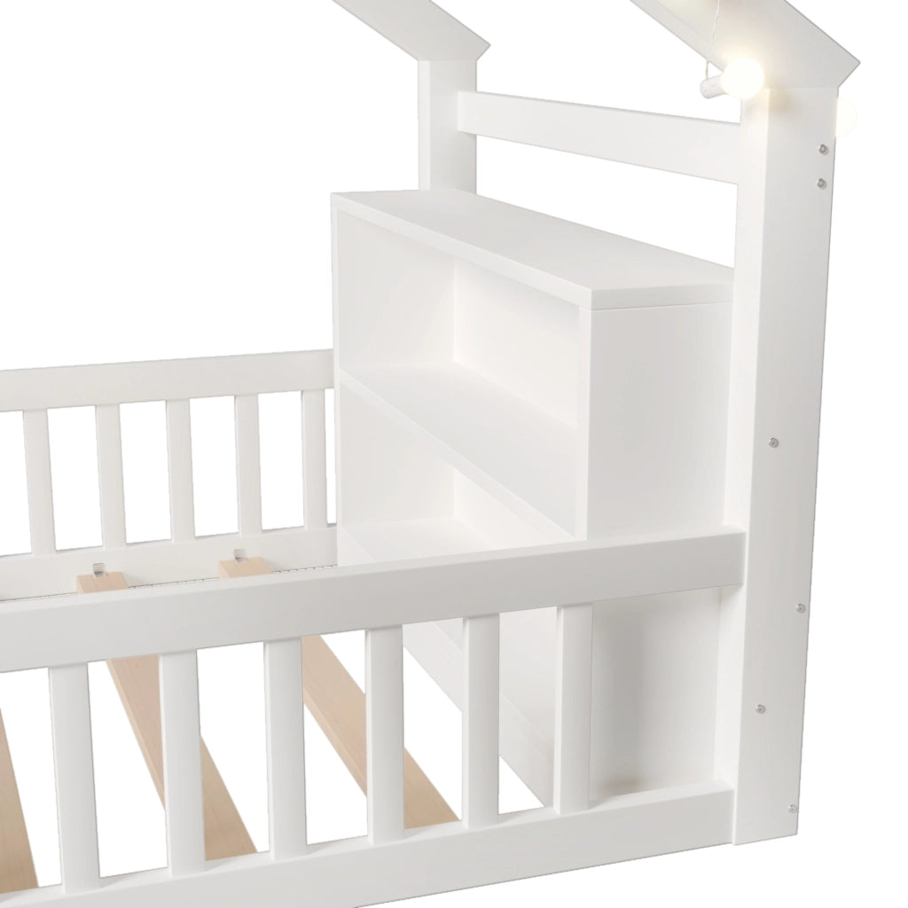 Letto a casetta 90x190 cm bianco in pino con sponde; ripiani e luci LED
