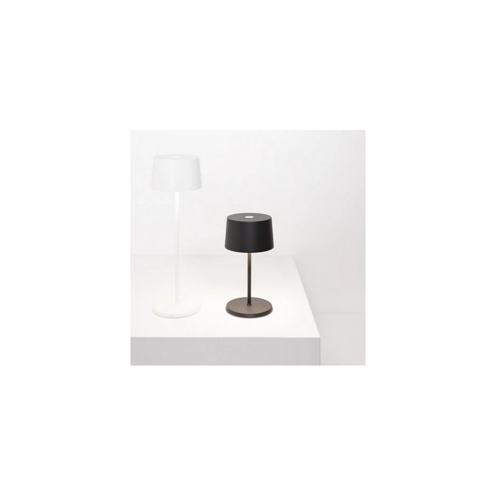Lampada a led da tavolo Olivia Pro mini arancio ricaricabile e dimmerabile