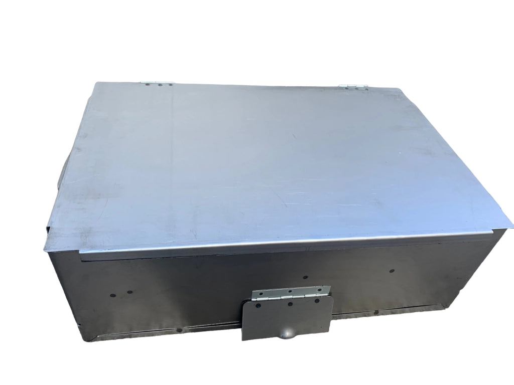 Barbecue da esterno con coperchio richiudibile in ferro, piedi estraibili, per carbone o legna, ideale per campeggio, picnic, grigliate 50x35 cm