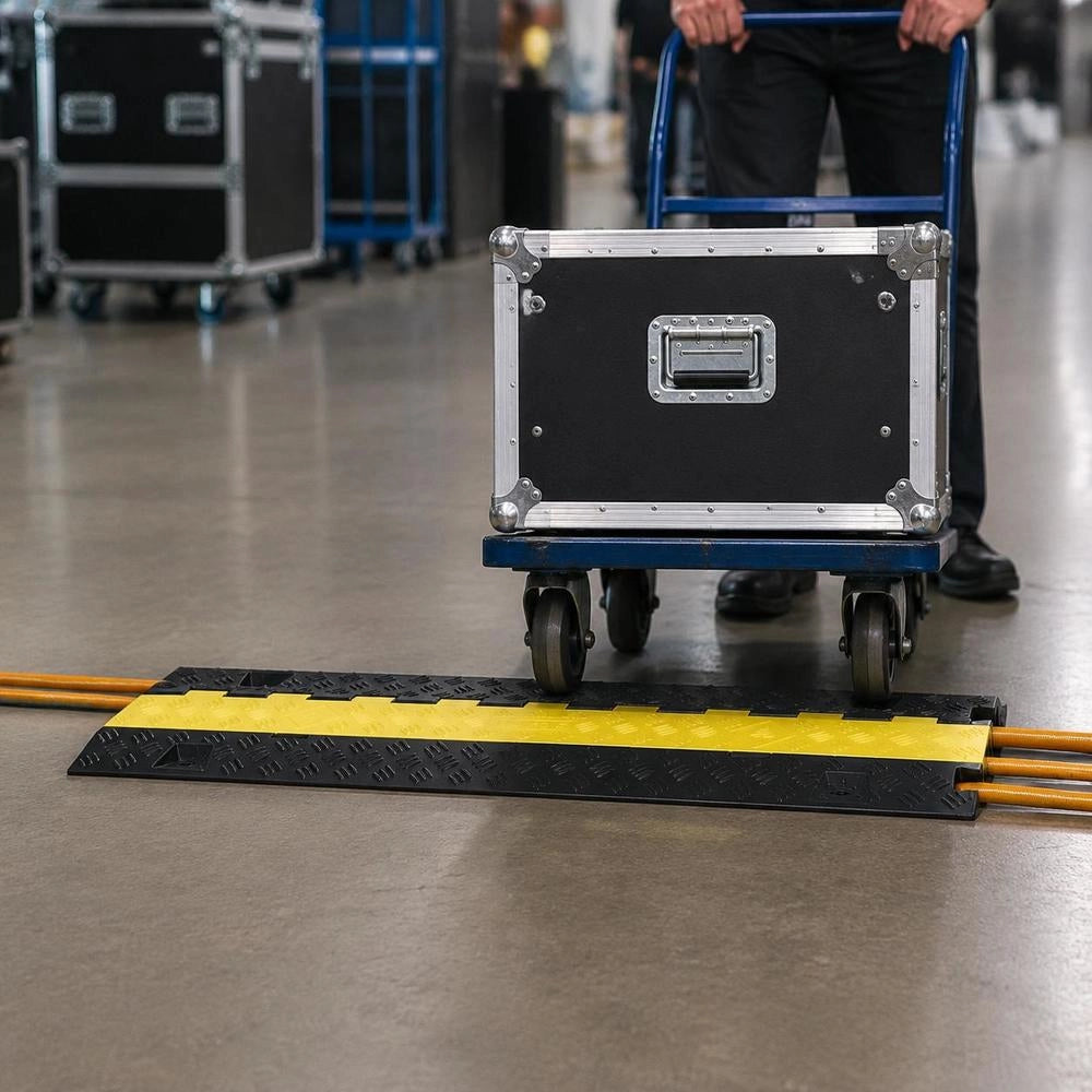 940 Mm Cable Bridge, 9979 Kg/axle Load Capacity, 2-channel (31x28 Mm) TPU Drive-over Protection, Tripping Protection, Floor Covers, For Areas With High Thresholds, Home, Office, Warehouse, 3-pack